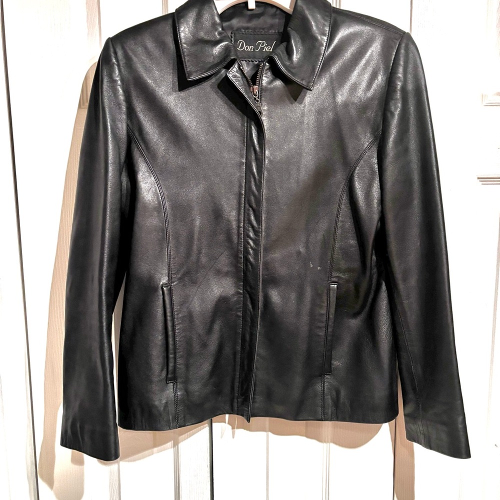 Women’s soft Leather Zip up Jacket